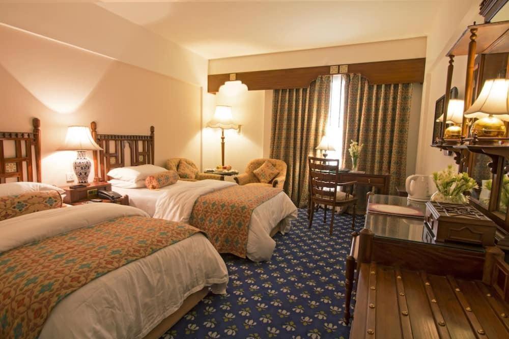 Faisalabad Serena Hotel Екстер'єр фото