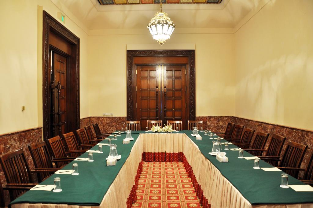 Faisalabad Serena Hotel Екстер'єр фото