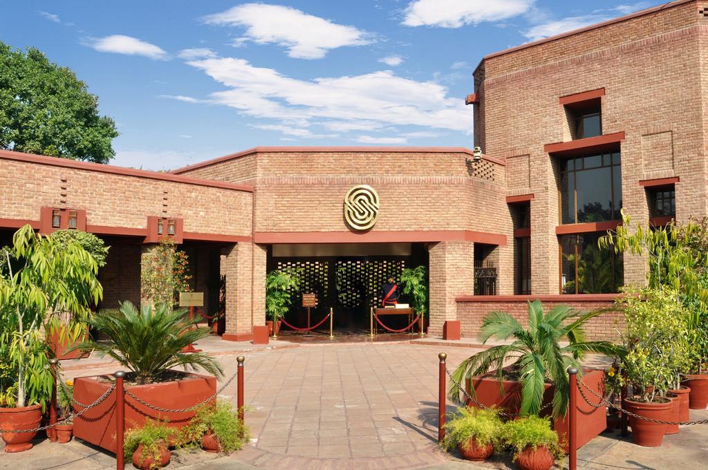 Faisalabad Serena Hotel Екстер'єр фото