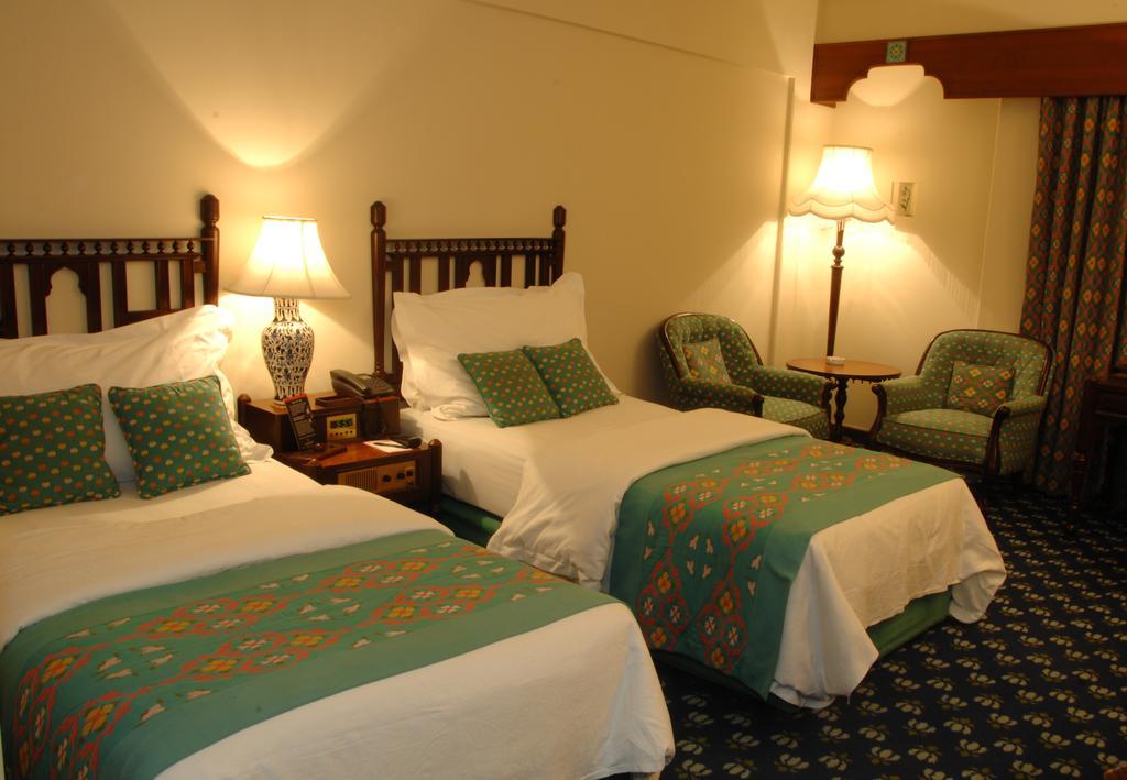 Faisalabad Serena Hotel Екстер'єр фото