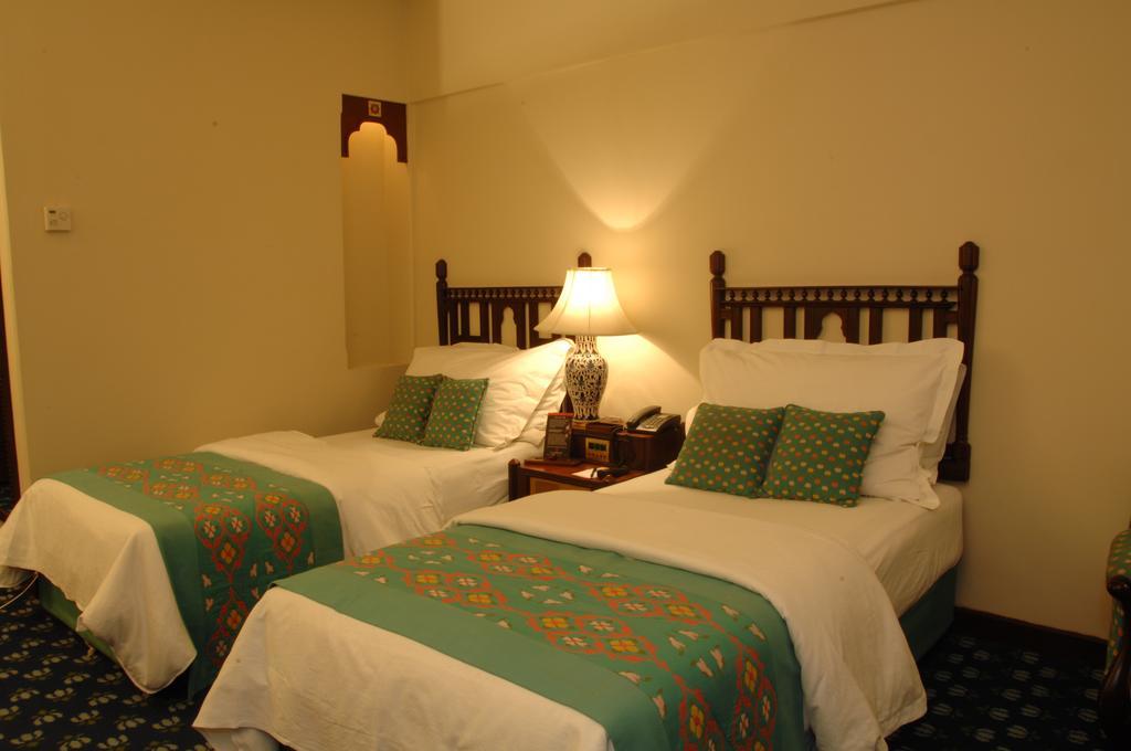 Faisalabad Serena Hotel Екстер'єр фото