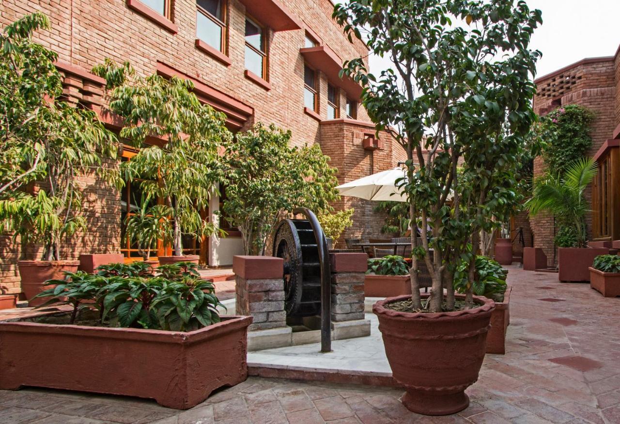 Faisalabad Serena Hotel Екстер'єр фото