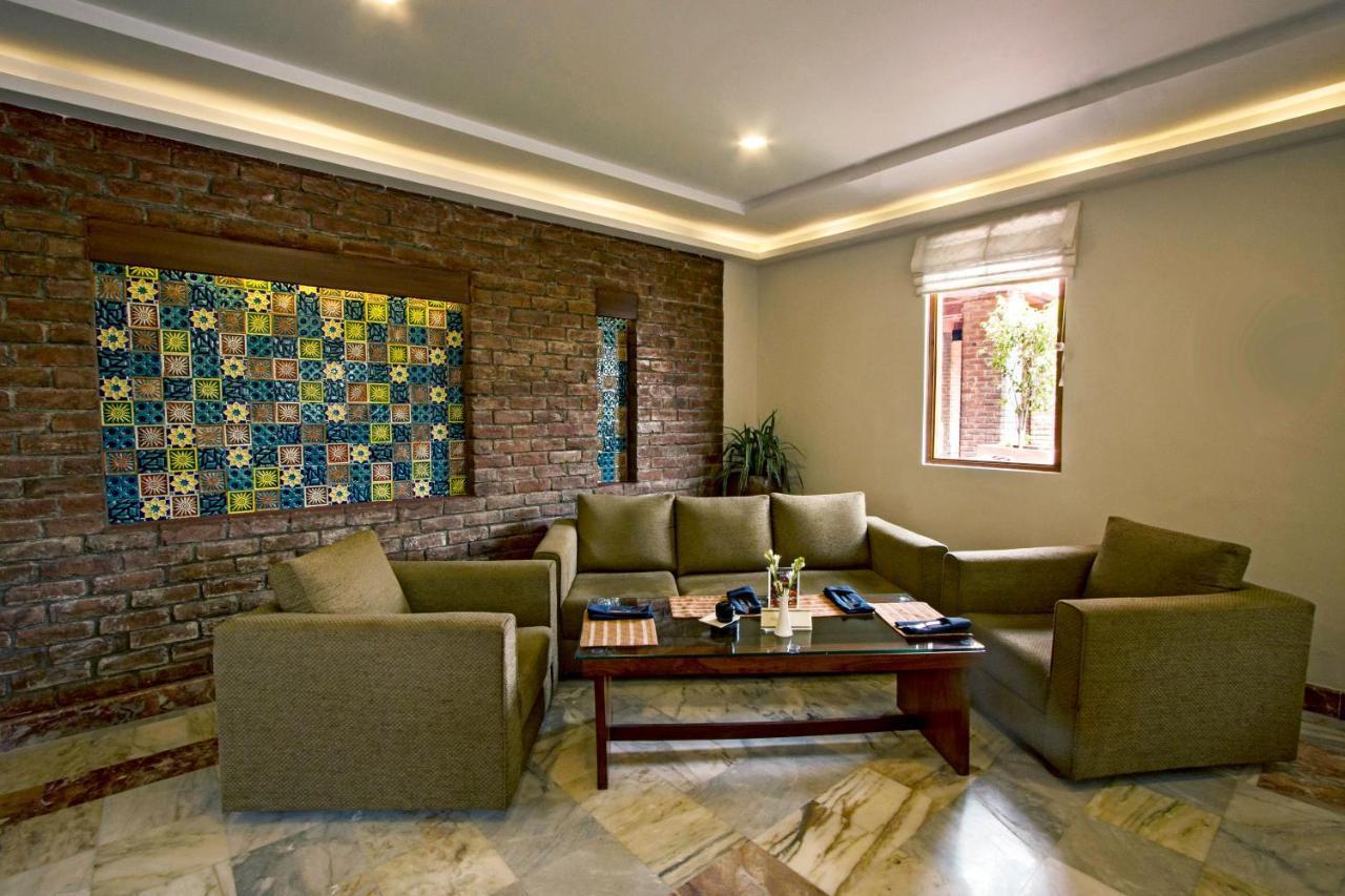 Faisalabad Serena Hotel Екстер'єр фото